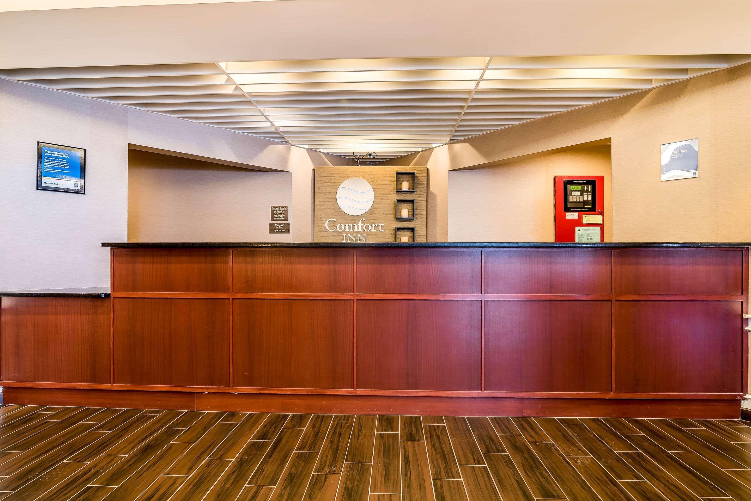 Comfort Inn Concord Exterior photo