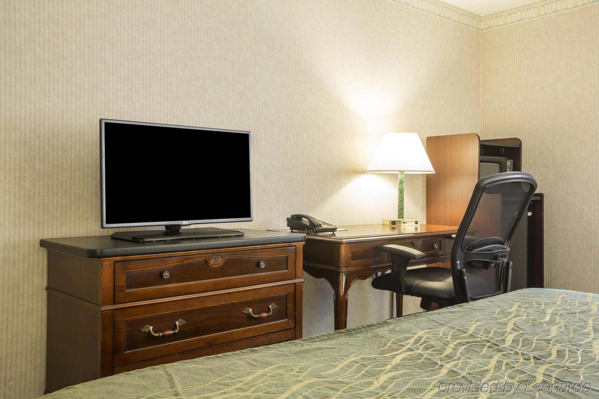 Comfort Inn Concord Exterior photo