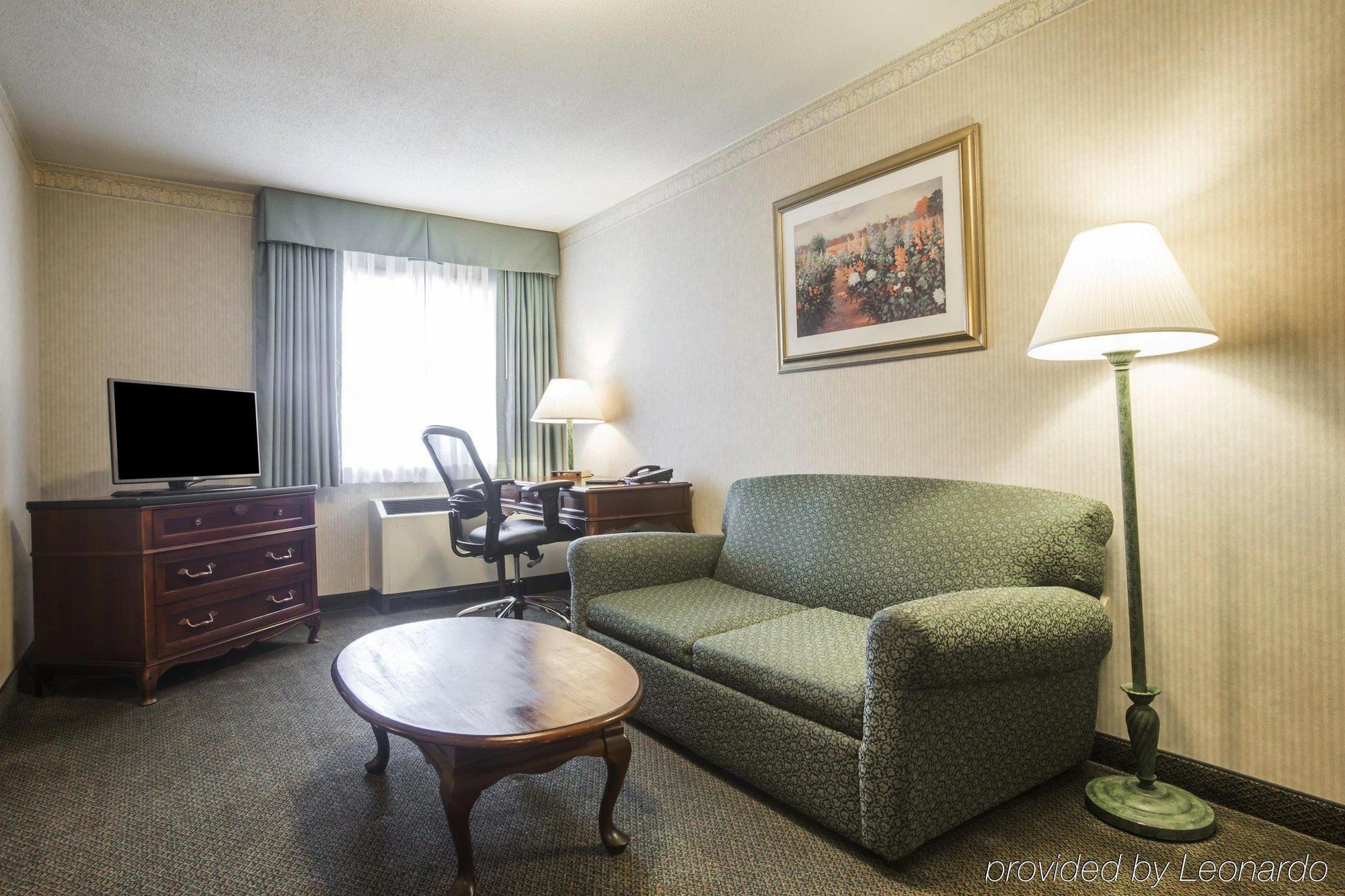 Comfort Inn Concord Exterior photo